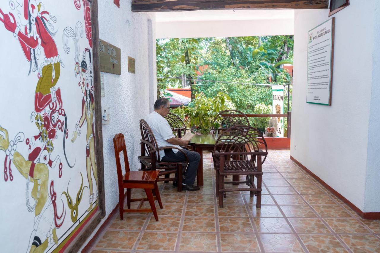 Hotel - Museo Xibalba 3*