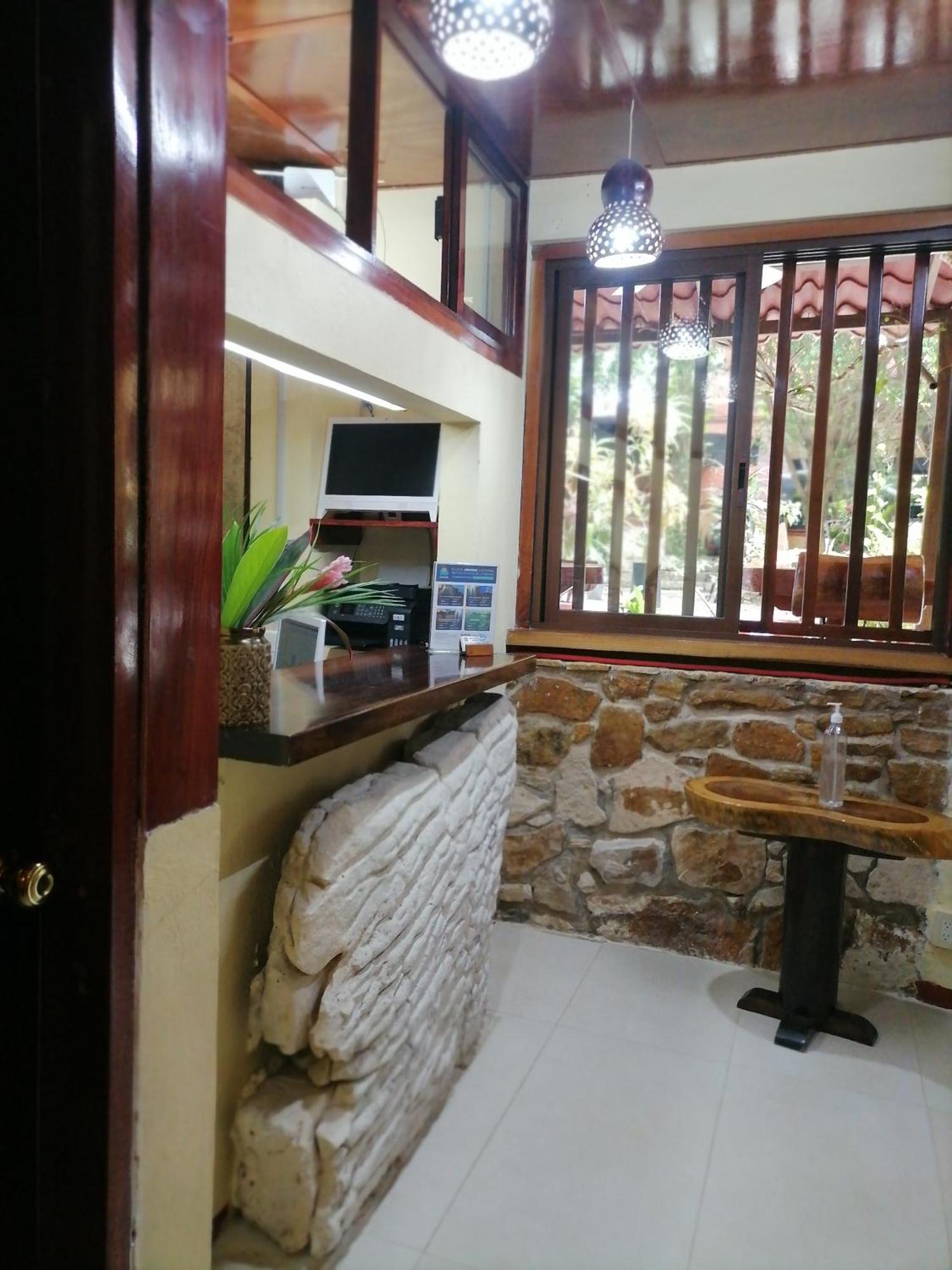 Hotel Hotel - Museo Xibalba 3*